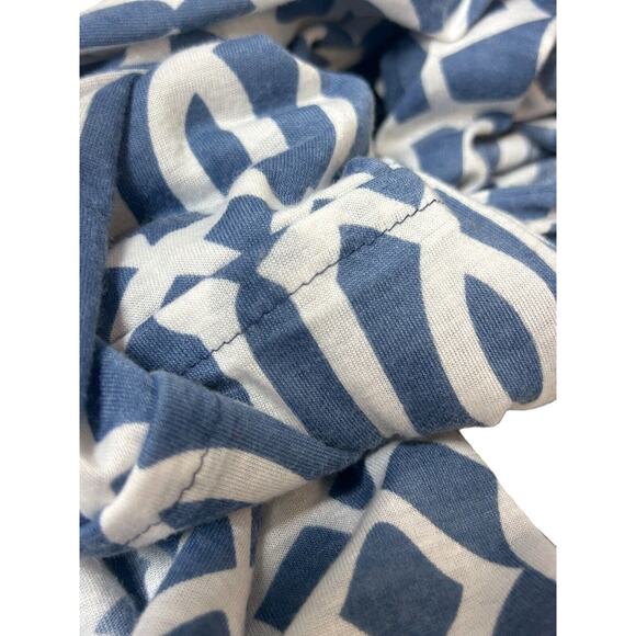 Mudd Women's Infinity Colorful Scarf Blue White‎ - Picture 2 of 4